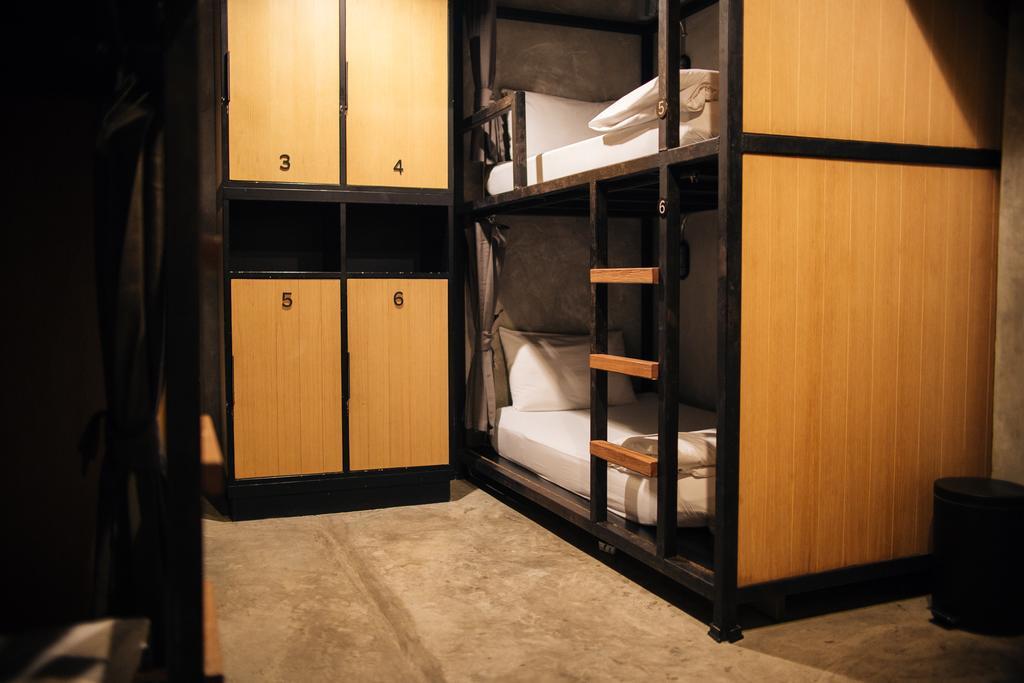 Bed Station Hostel Ratchthewi Bangkok Esterno foto