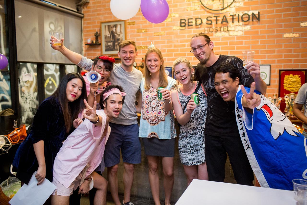 Bed Station Hostel Ratchthewi Bangkok Esterno foto