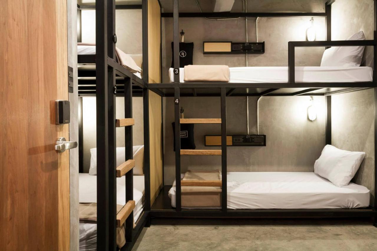 Bed Station Hostel Ratchthewi Bangkok Esterno foto
